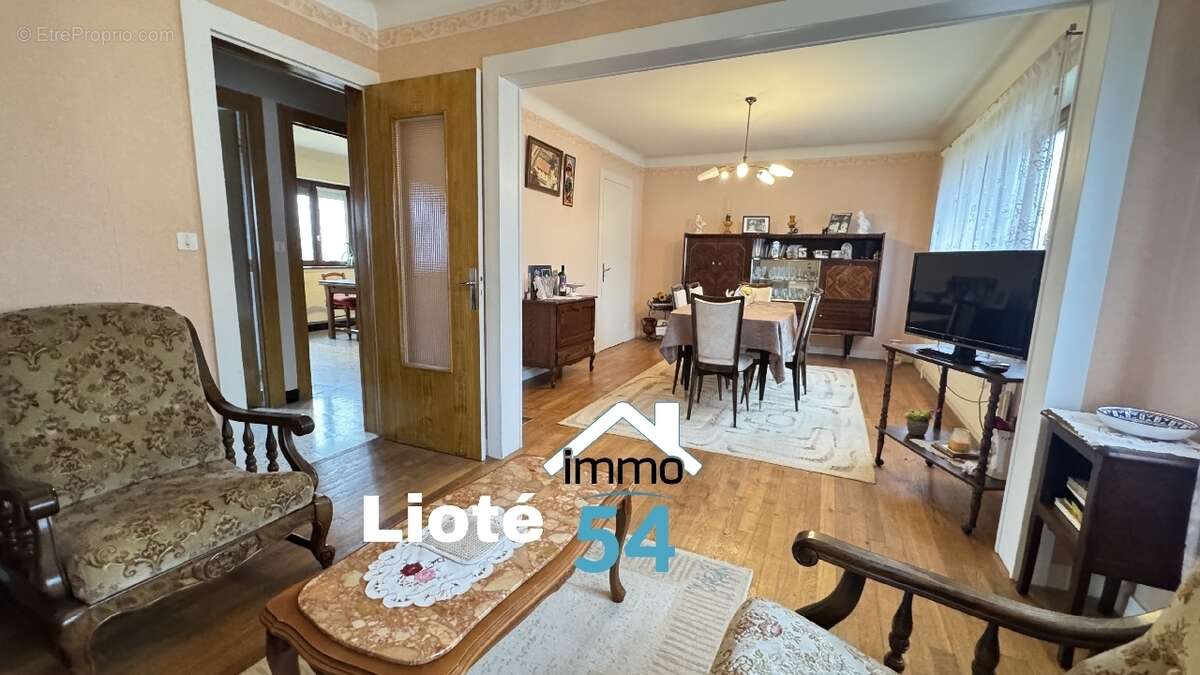 Maison à HARAUCOURT