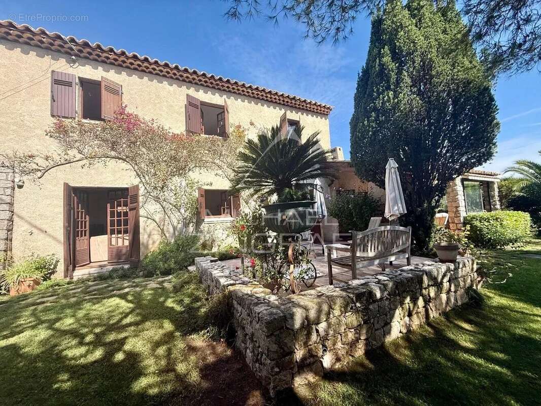 Maison à ANTIBES