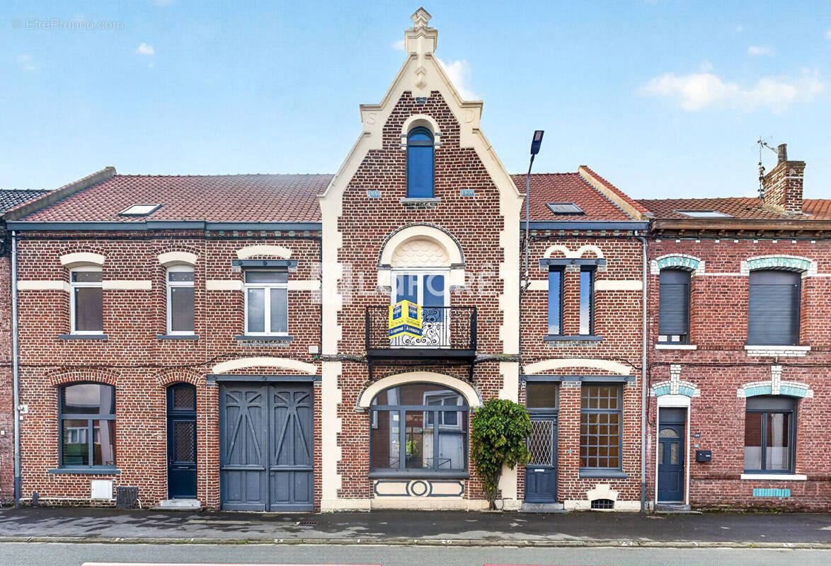 Maison à RACHES