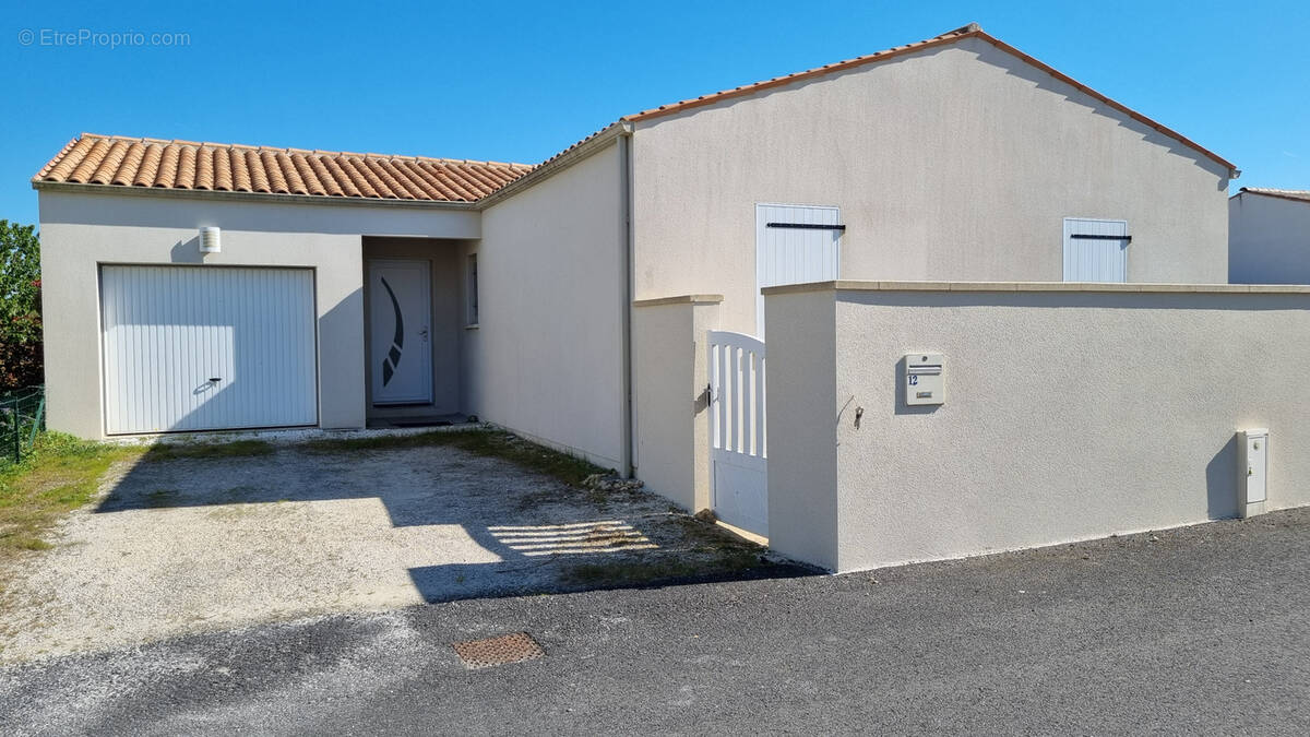 Maison à PONS