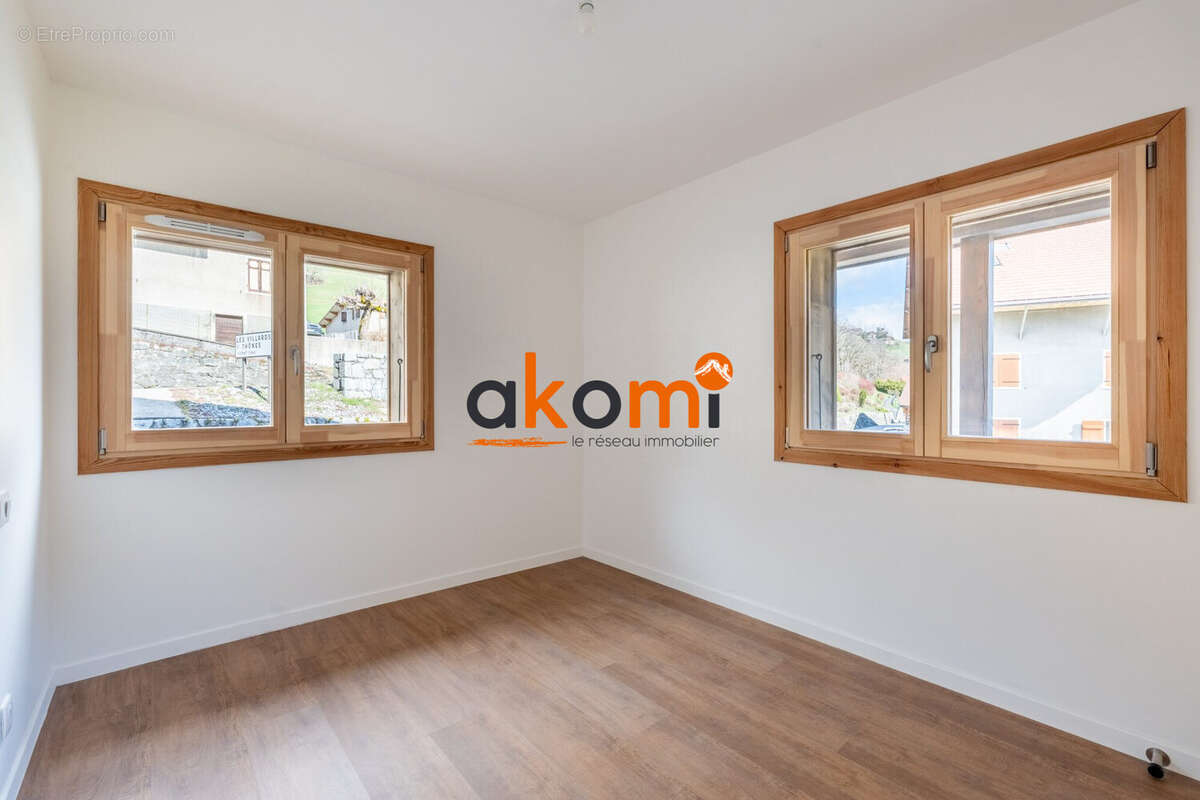 Appartement à LES VILLARDS-SUR-THONES