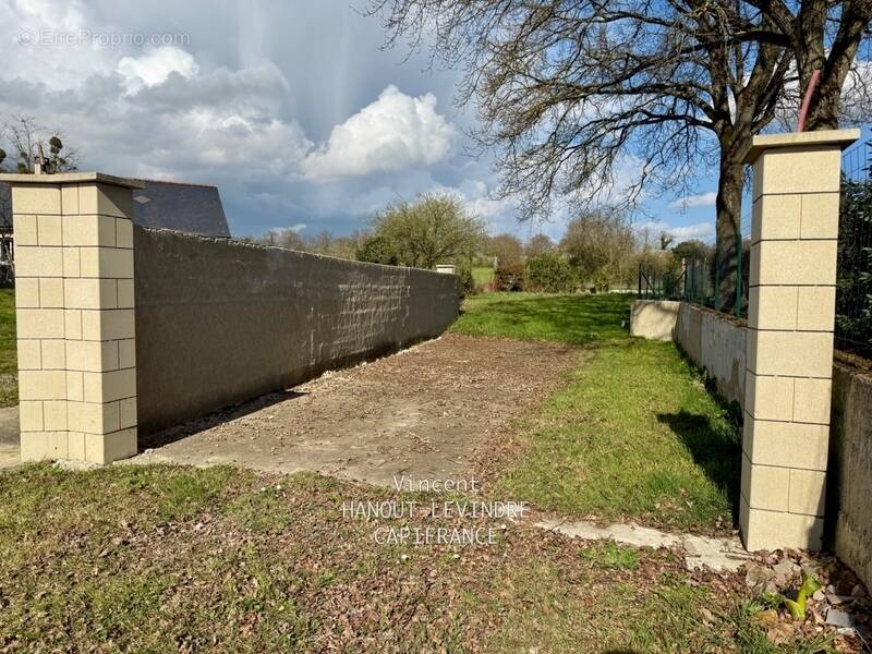 Terrain à CHAMPIGNE