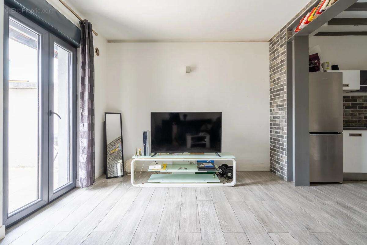 Appartement à ROMAINVILLE