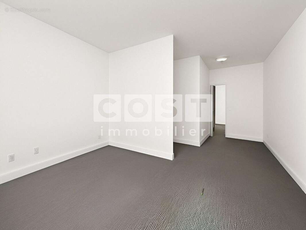 Appartement à COLOMBES