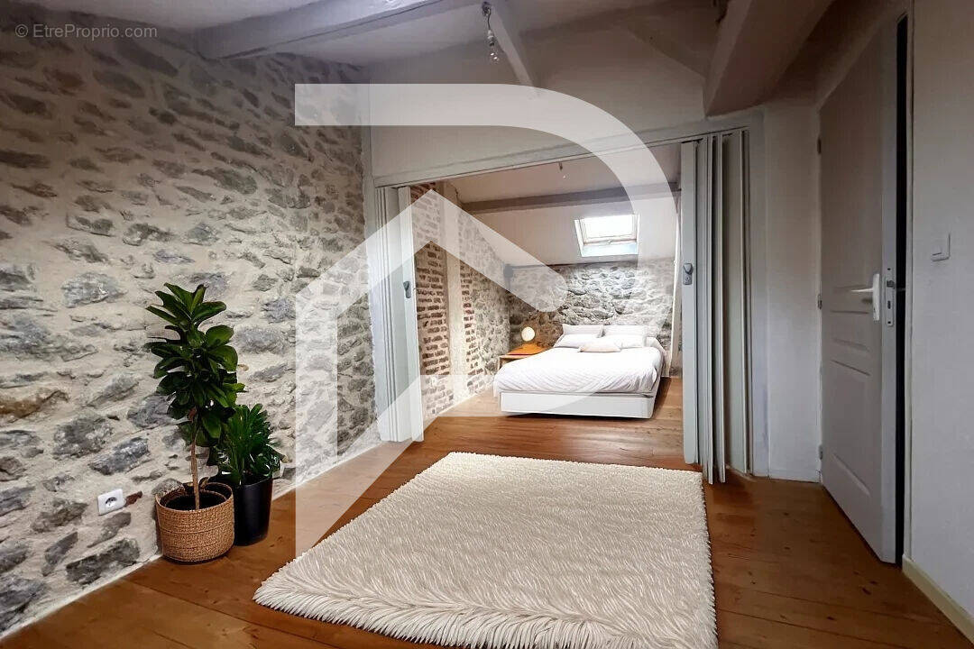 Appartement à LUZECH