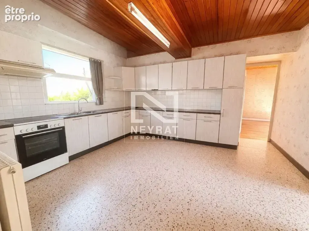 Montcenis (71710) - 127m² - 125000€ - photo 2