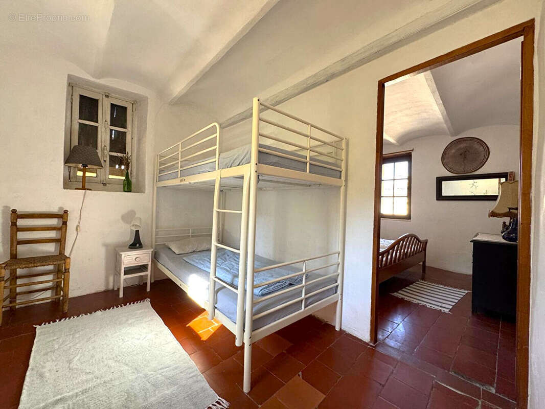 Maison à SAINT-FLORENT-SUR-AUZONNET