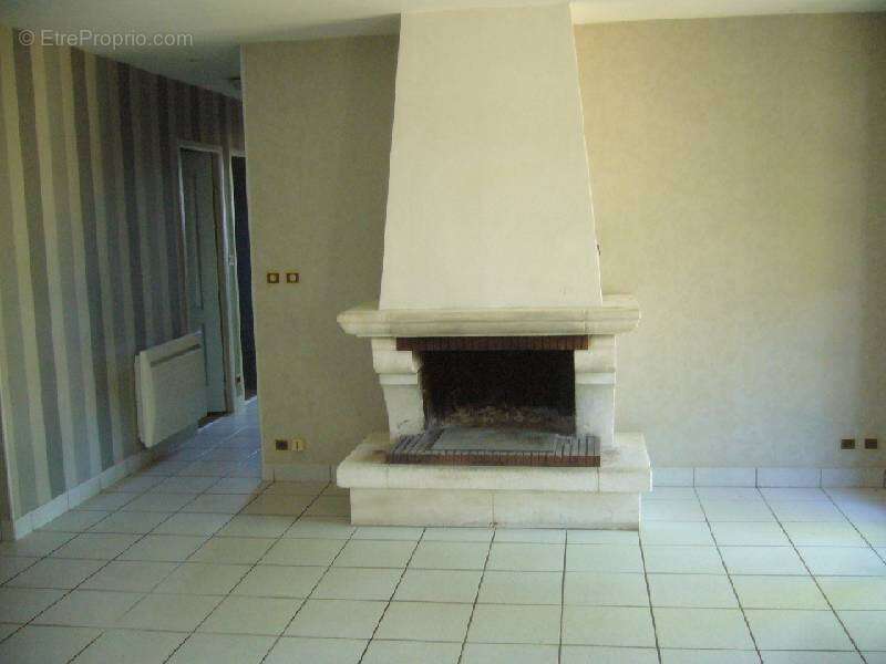 Maison 81 m² à Brissac-Quince  - photo 2