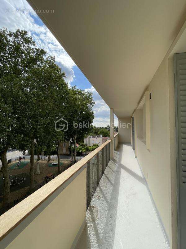 Appartement lumineux avec ascenseur et balcon, exposition Sud - photo 2