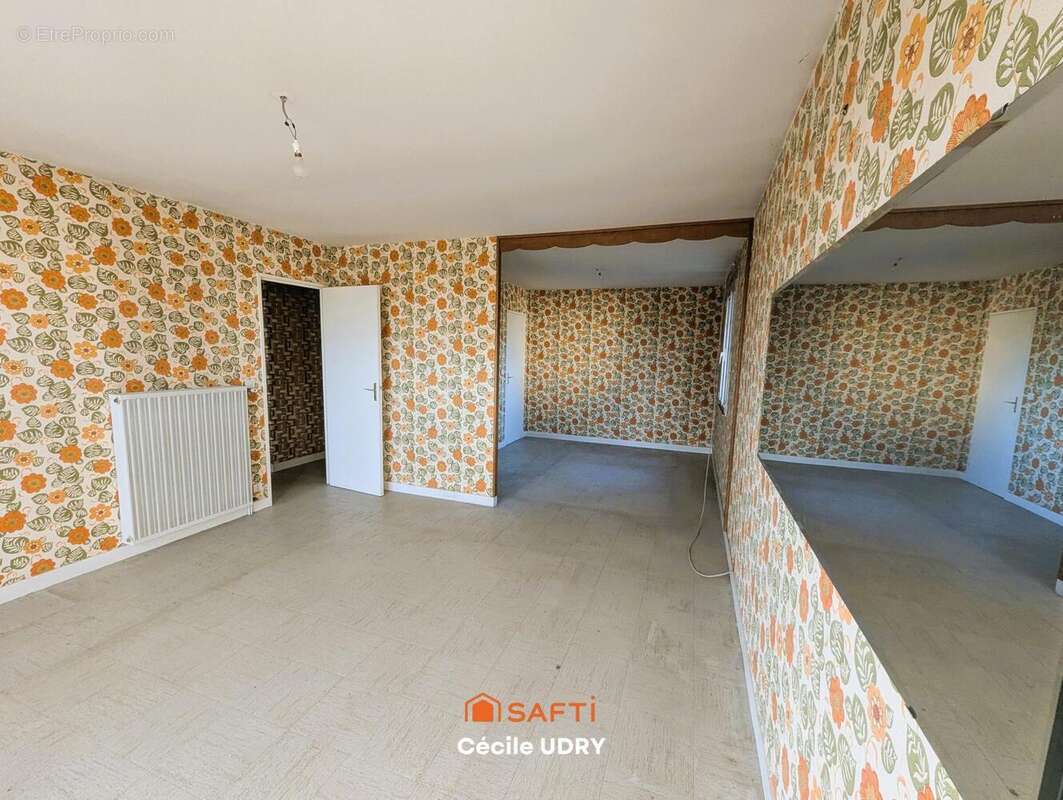 Photo 3 - Maison à VERNOU-SUR-BRENNE