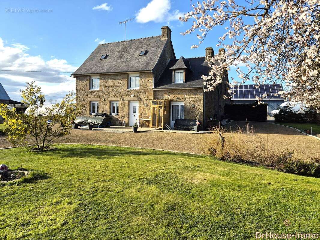 Maison à GORRON