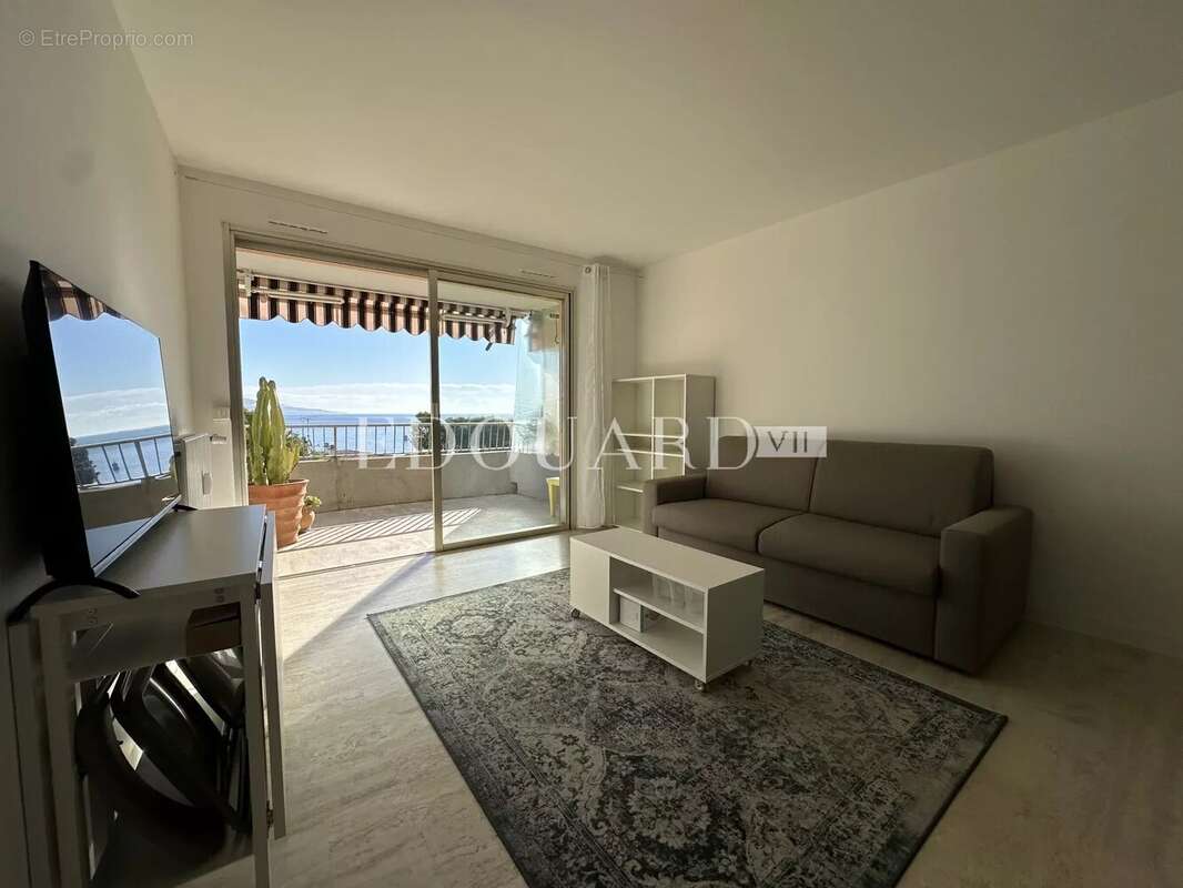 Appartement à ROQUEBRUNE-CAP-MARTIN