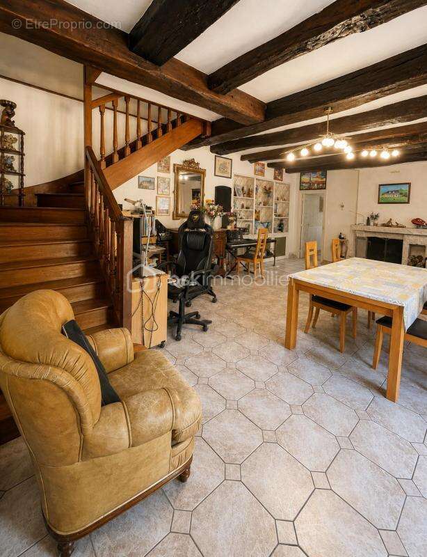 Élégante maison en pierre de 146 m² à Saint-Malo - photo 14