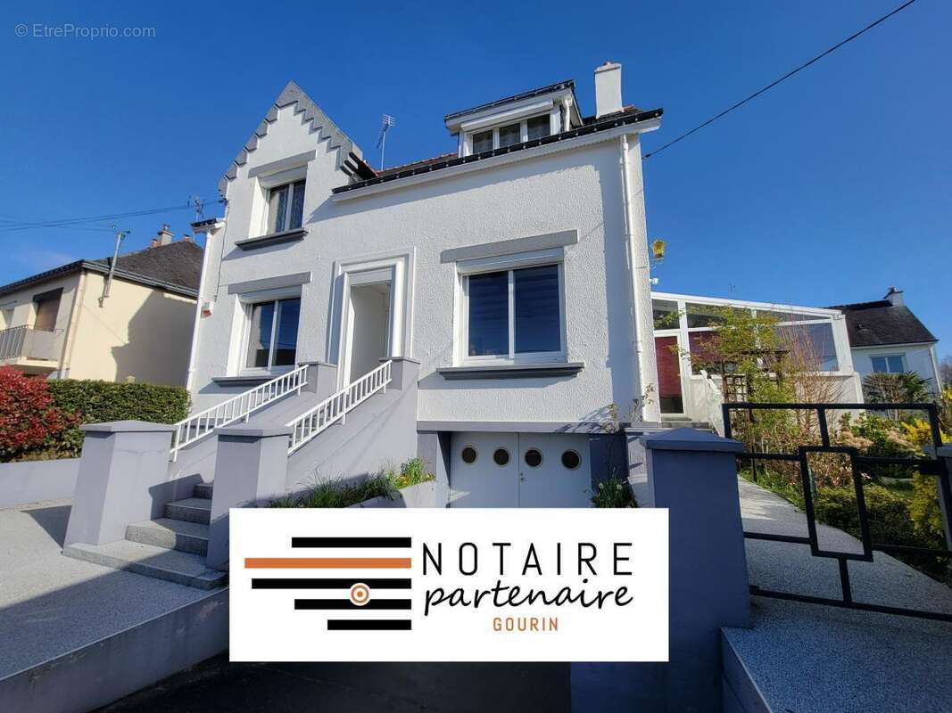 Maison 134 m² à Gourin  - photo 2