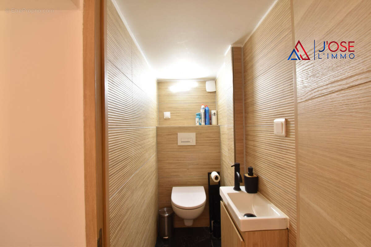 WC séparé, aménagé avec soin - Maison à MARSEILLE-14E