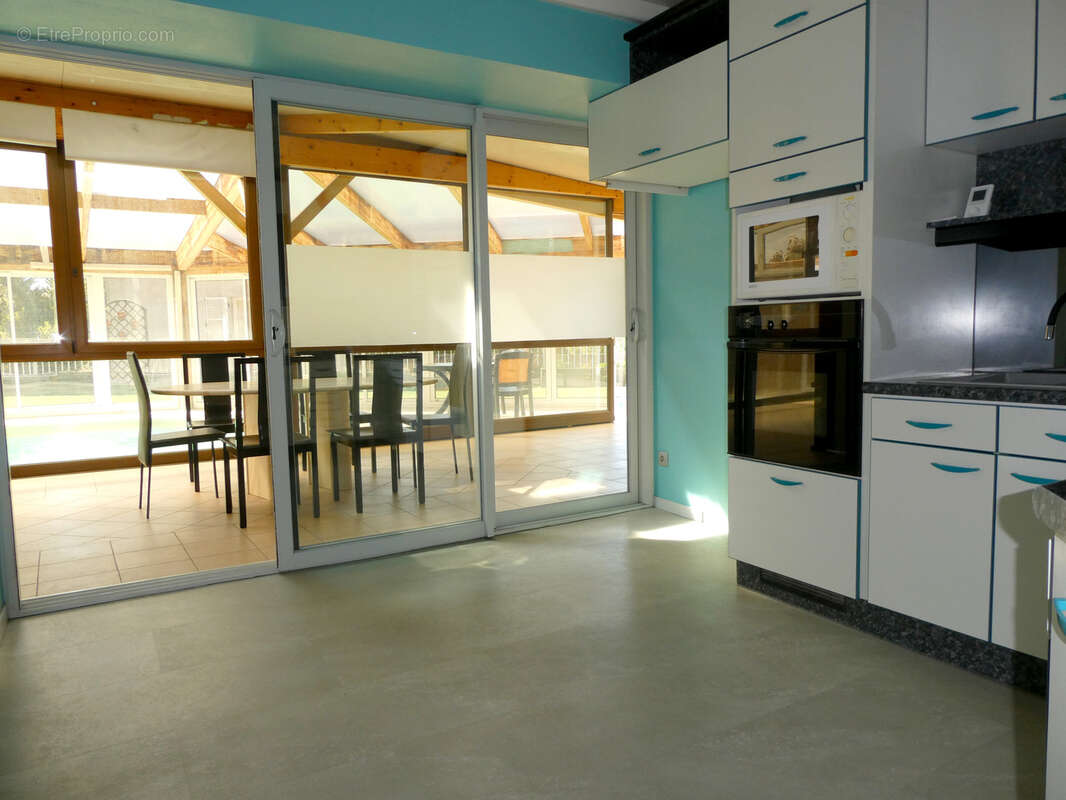 Maison à SAINT-LAURENT-DE-CHAMOUSSET