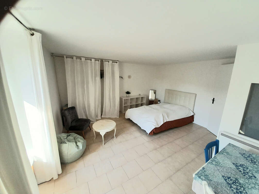 Maison à DURFORT-ET-SAINT-MARTIN-DE-SOSSENAC