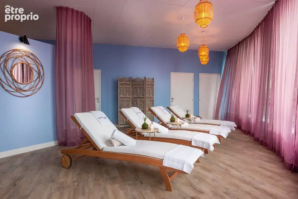 INVESTISSEMENT LOCATIF  MERIGNAC  Résidence d'Affaires Le M & Spa Bordeaux Aéroport - 7.14% de rentabilité - photo 10