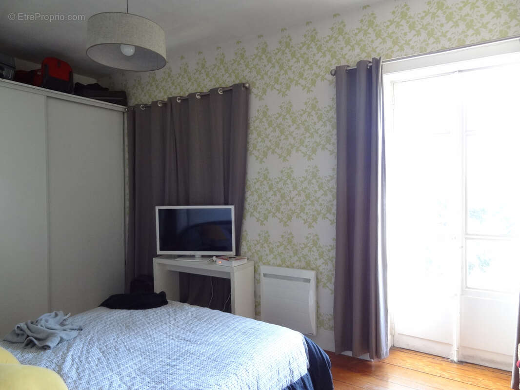 Maison à CHARBONNIERES-LES-BAINS