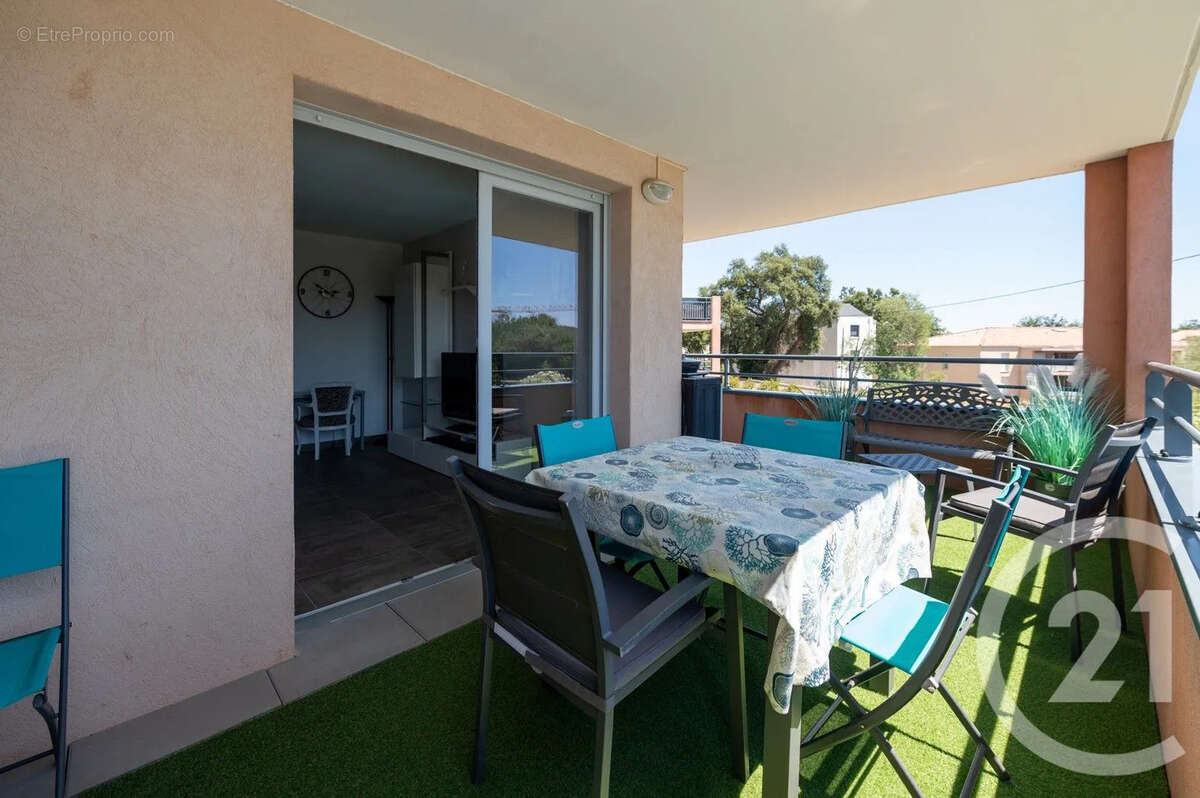 Appartement à BORMES-LES-MIMOSAS