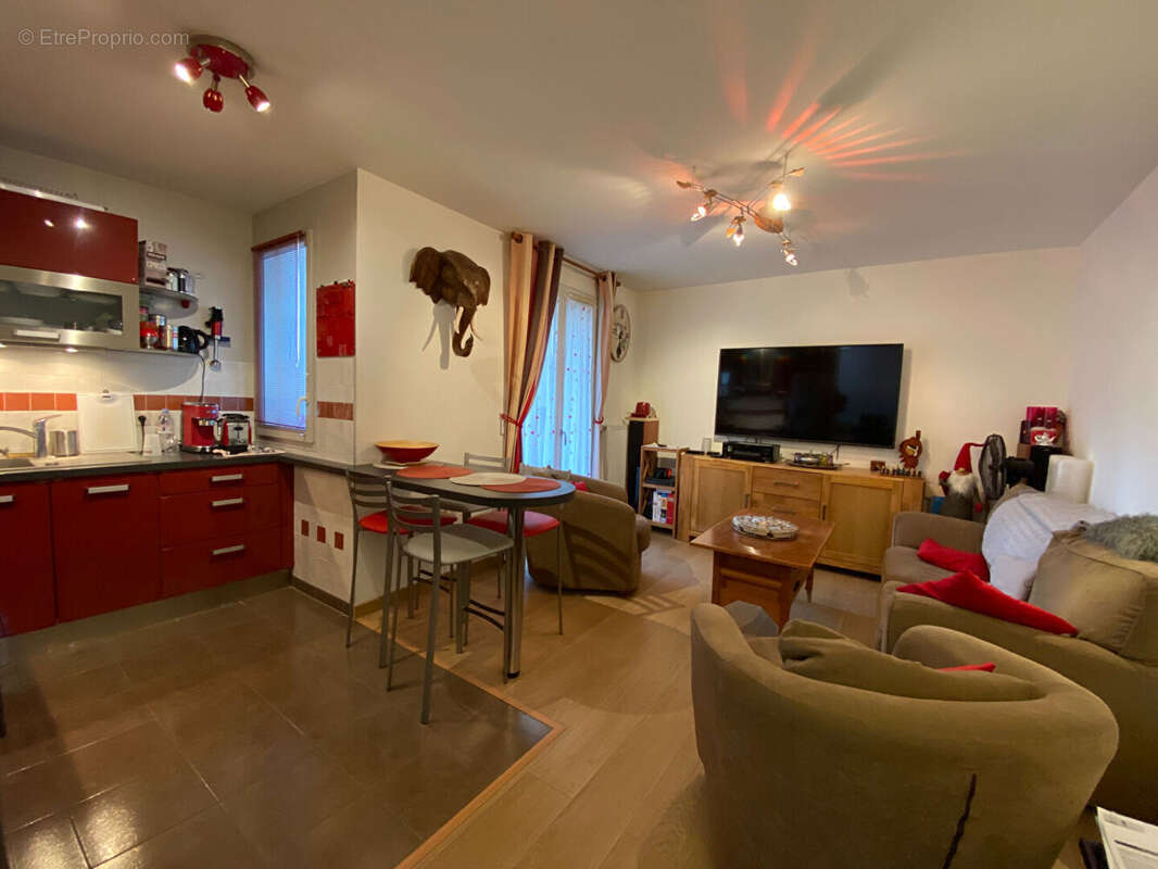 Appartement à CORBEIL-ESSONNES