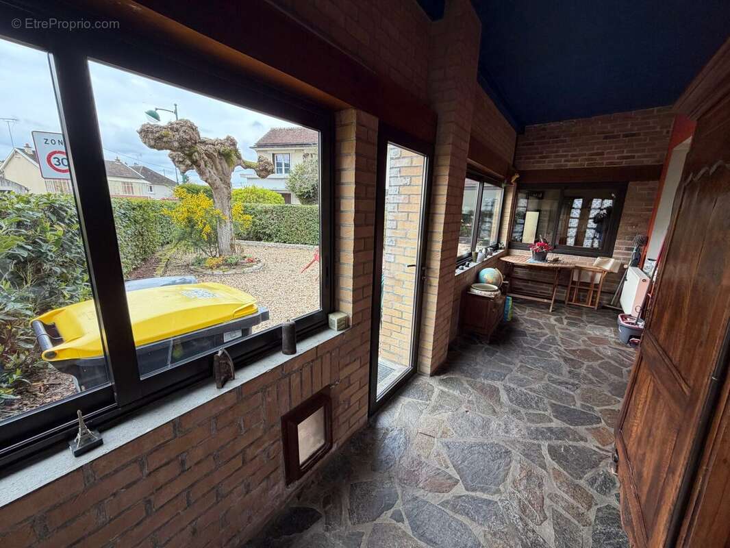 Maison à POILLY-LEZ-GIEN