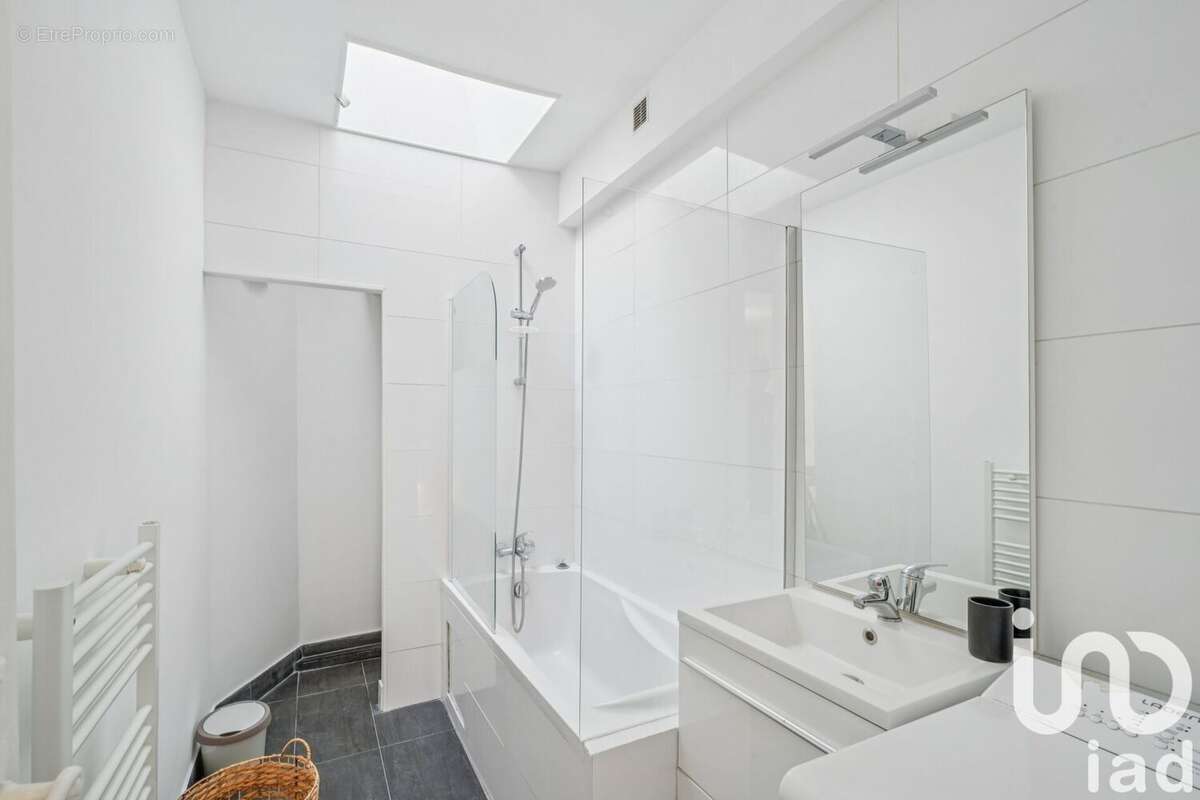 Photo 8 - Appartement à PARIS-16E