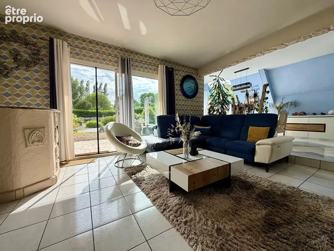 Maison d'architecte 170 m²  4 Chambres avec 2 suites parentales dont 1 de plain pied - photo 2