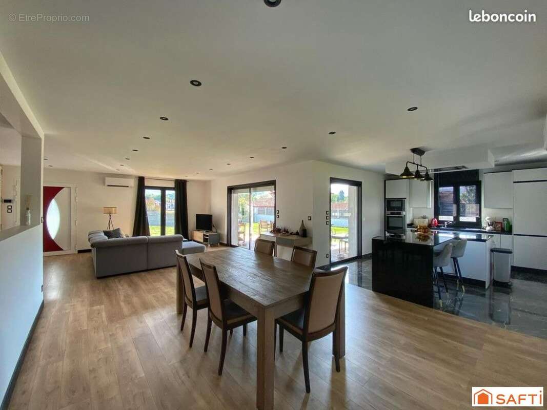 Maison 166 m² à Saint-Jean-Pied-De-Port  - photo 3