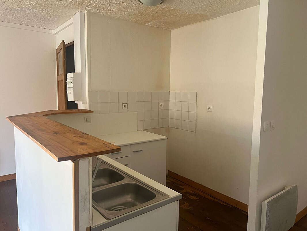 Ref - bastion - 5min carcassonne - immeuble - 3 lots - 110m² - photo 12
