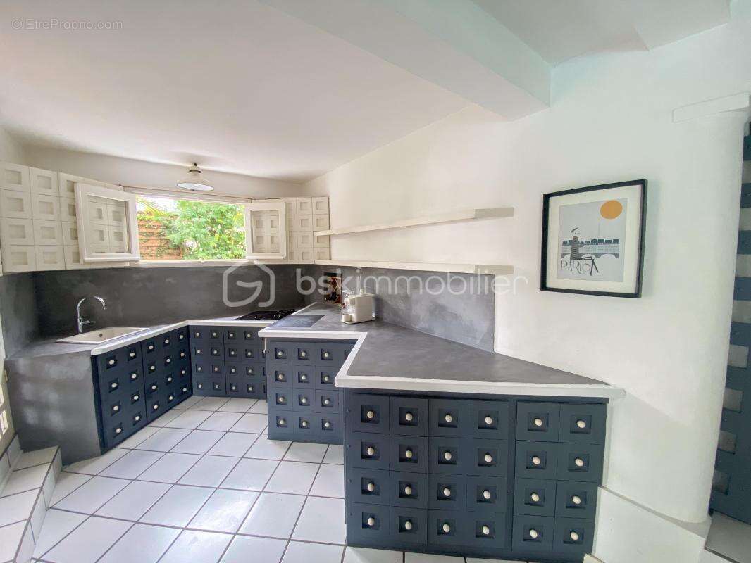 Villa F5 avec piscine – Un havre de paix à Pichette - photo 5