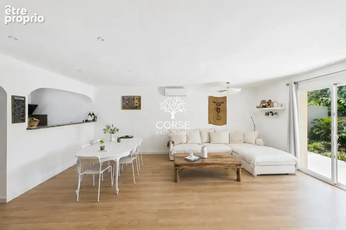 Maison mitoyenne rénovée avec jardin privatif - photo 4