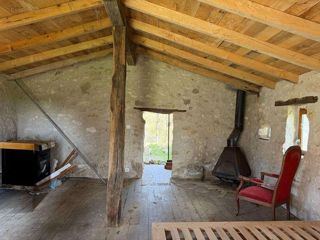 Maison à DEVILLAC