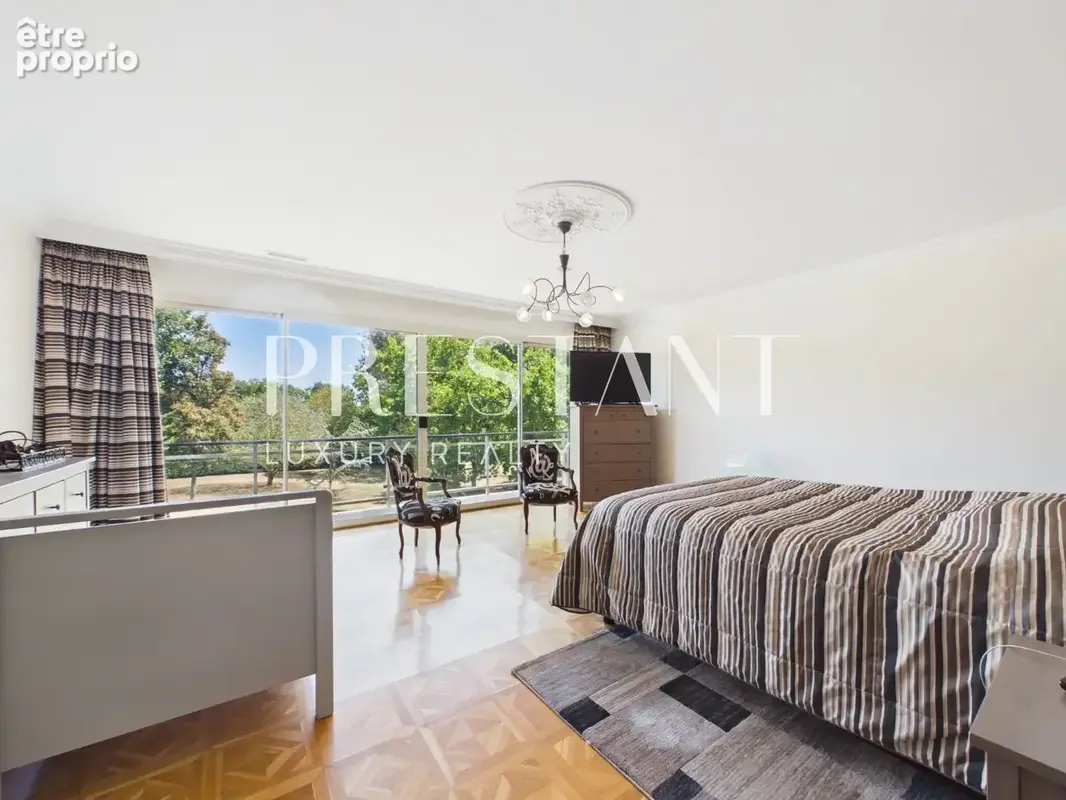 Villa contemporaine de 390m2 sur un parc 1,3 ha - Le Taillan Médoc - photo 16