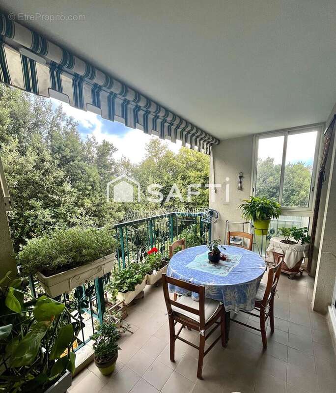 Photo 2 - Appartement à SAINT-LAURENT-DU-VAR