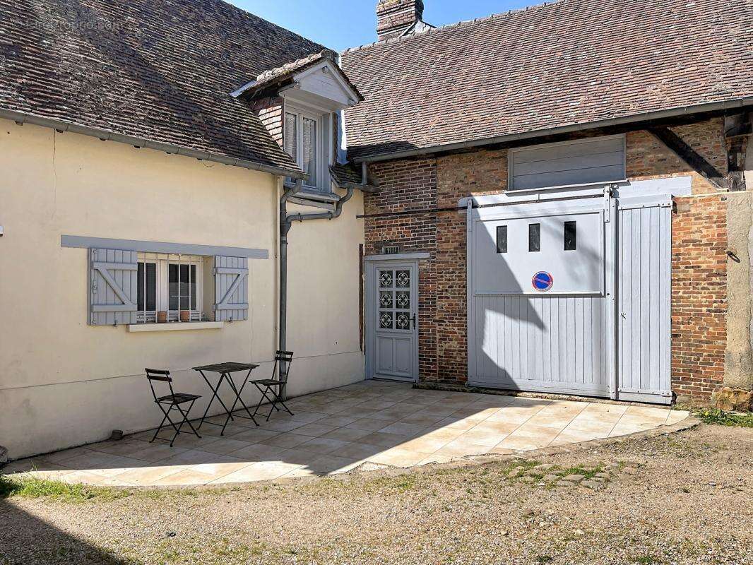 Maison à TILLIERES-SUR-AVRE