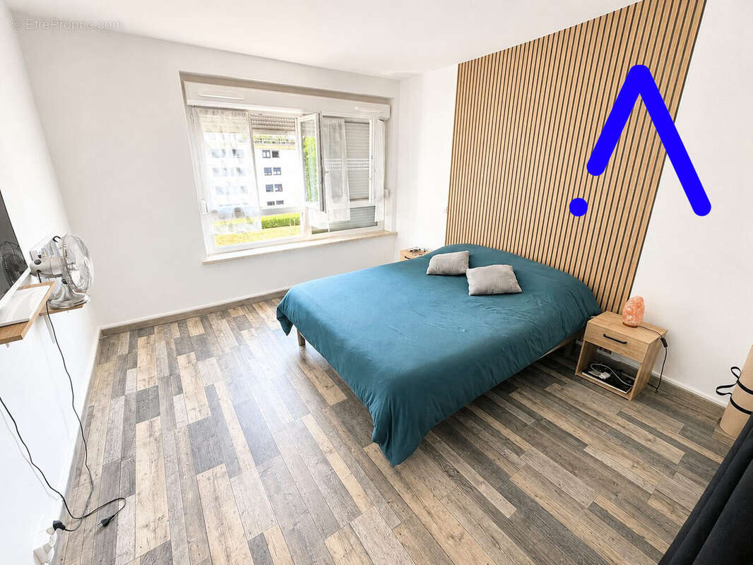 Appartement 82 m² à Luneville  - photo 4