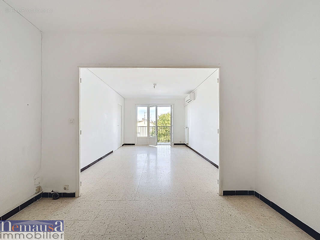 Appartement à NIMES