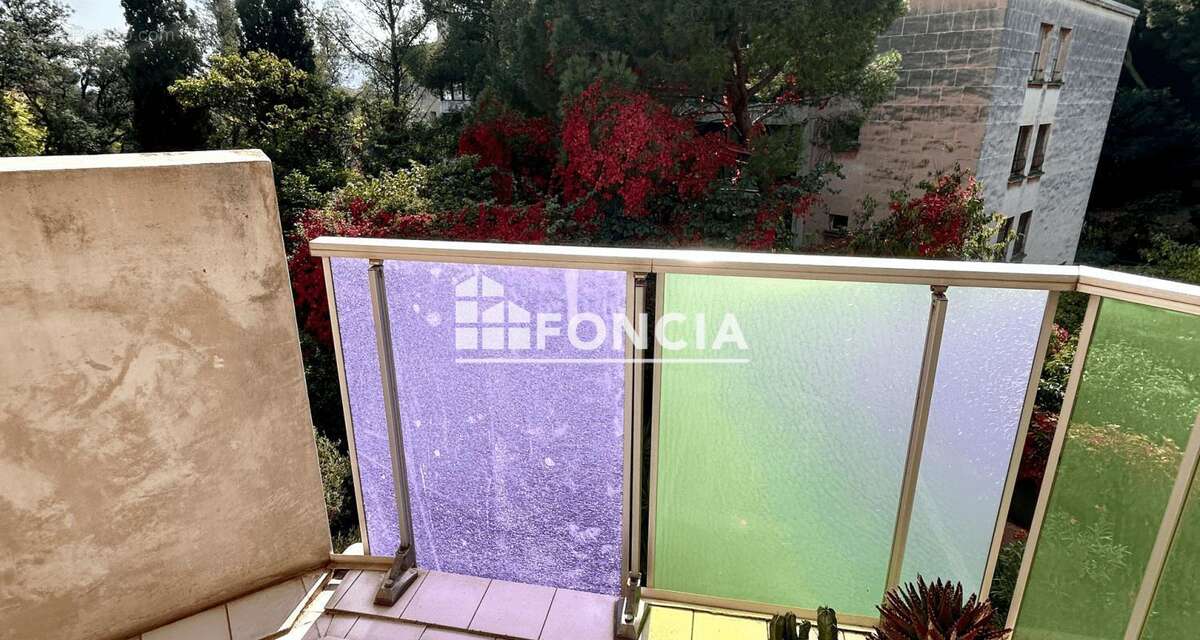 Appartement à MARSEILLE-8E