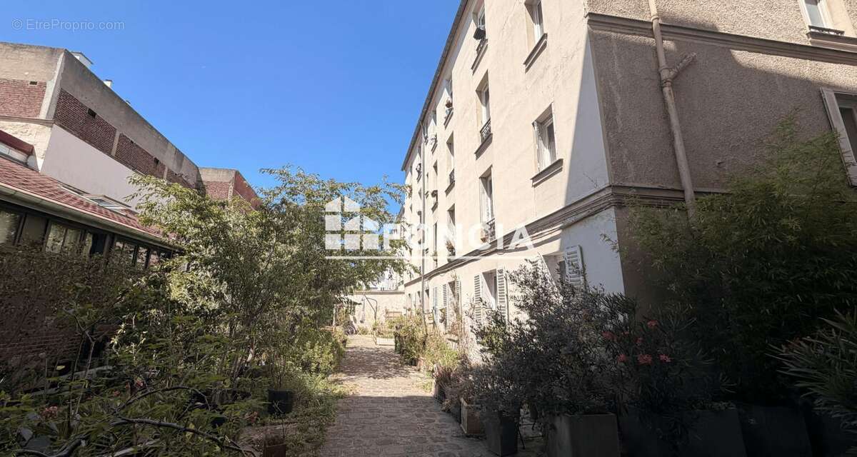 Appartement à AUBERVILLIERS