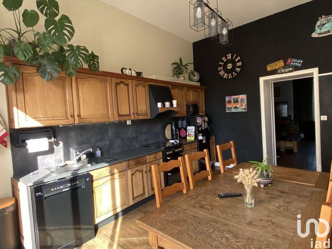 Photo 4 - Maison à CHAMPDENIERS-SAINT-DENIS