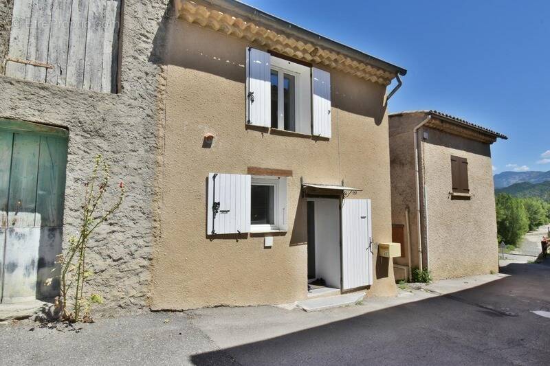 Maison à SOURRIBES