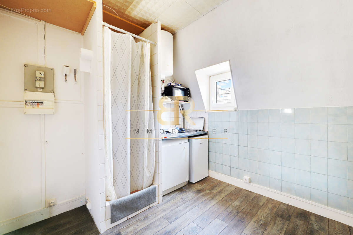 Appartement à PARIS-7E