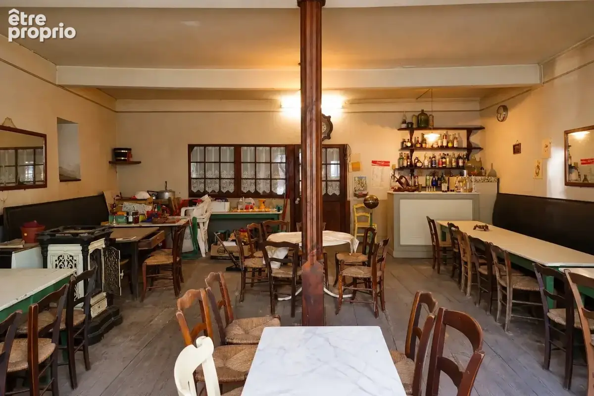 Ancien café de massat - 207 m2 - photo 2