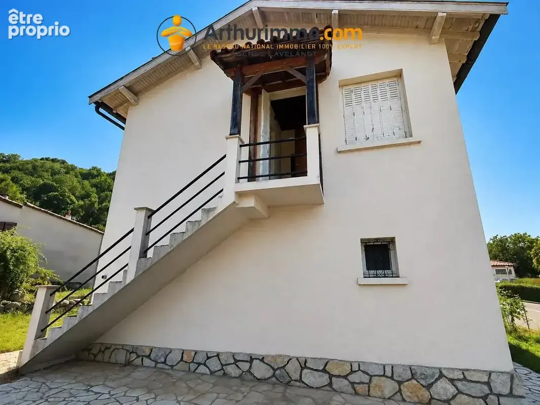 Ensemble immobilier - 6 pièces - 130m² - photo 11