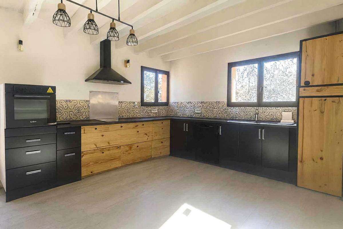 Maison à LA VILLE-DIEU-DU-TEMPLE