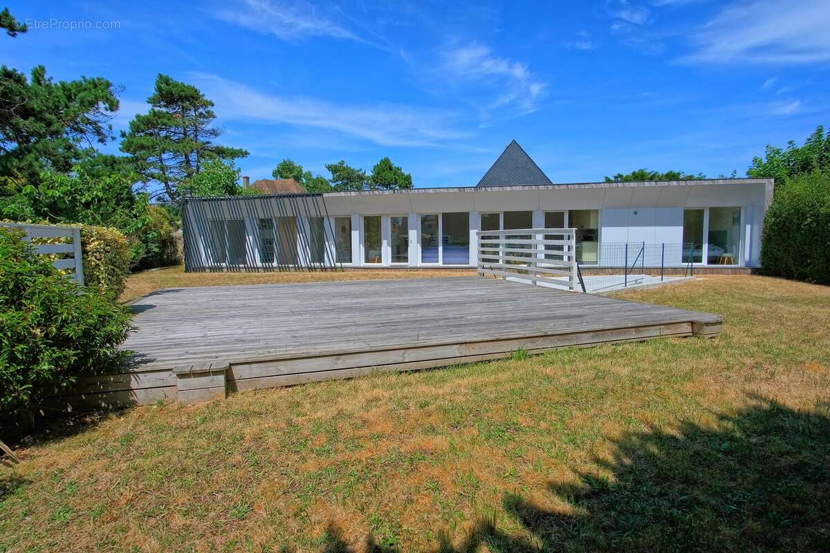 Maison 120 m² à Saint-Aubin-Sur-Mer  - photo 2