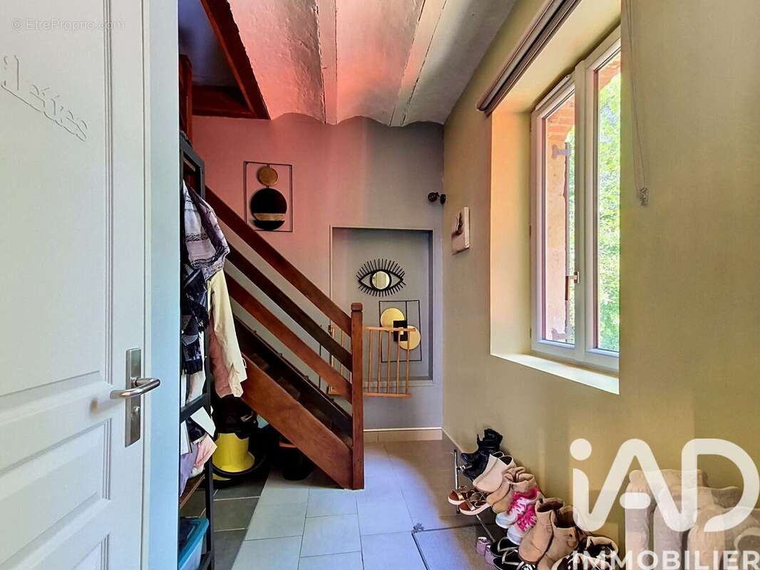 Maison 119 m² à Neuilly-Le-Real  - photo 9