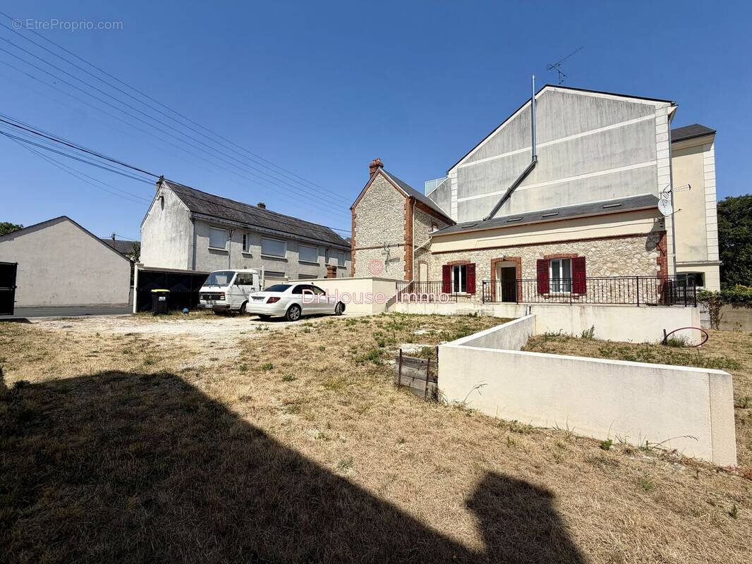 Maison 80 m² à Montargis  - photo 1