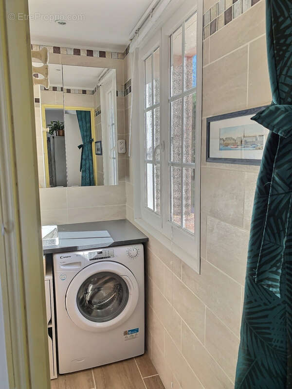 Appartement à HYERES